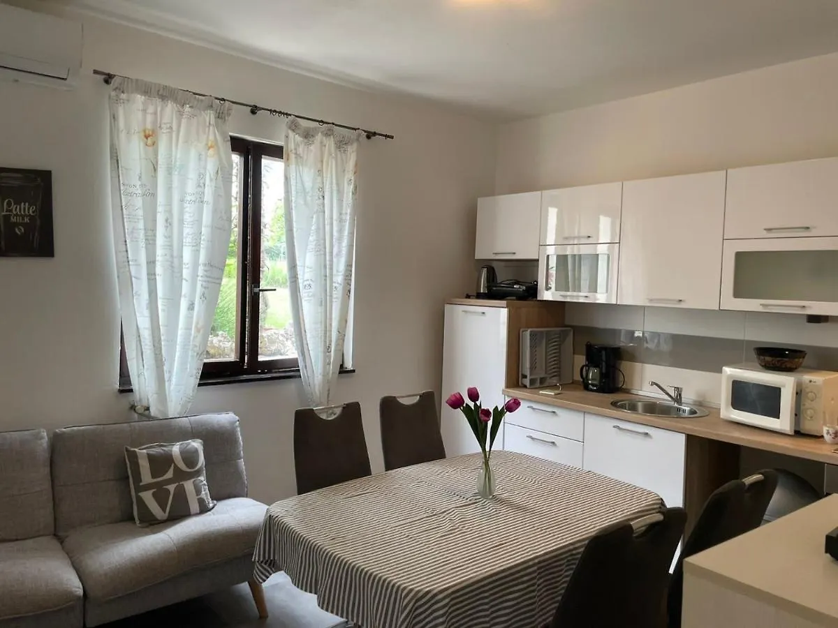Apartment Greta 拉宾